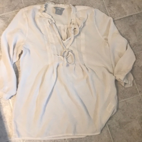 😎🥰 3 for 20! Cream tie up blouse - Picture 2 of 3